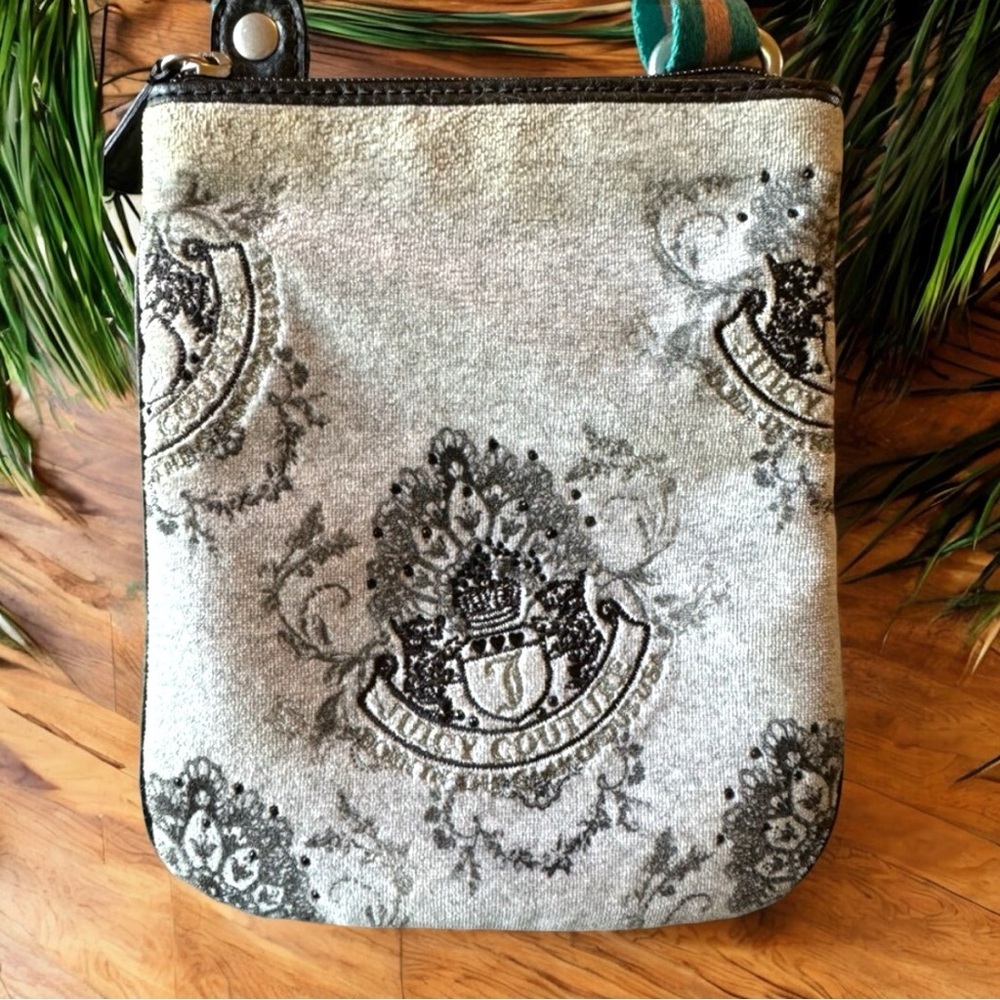 JUICY COUTURE Shoulder Crossbody Grey & Black Purse w/ Canvas Adjustable… - Picture 2 of 7